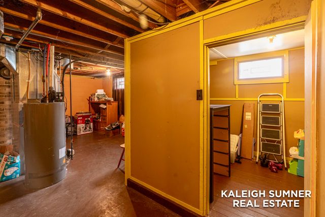 1071 Irwin Avenue, Muskegon, MI 49442