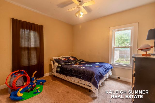 1071 Irwin Avenue, Muskegon, MI 49442