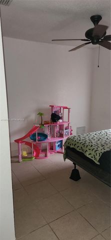 18963 SW 113th Ct, Miami, FL 33157