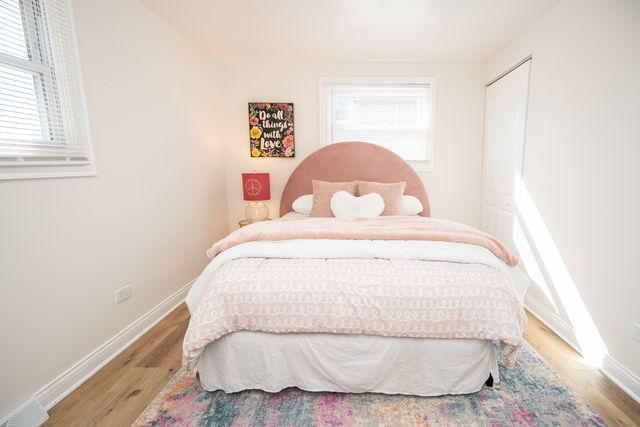 16551 Plymouth Drive, Markham, IL 60428