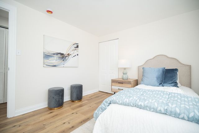 16551 Plymouth Drive, Markham, IL 60428