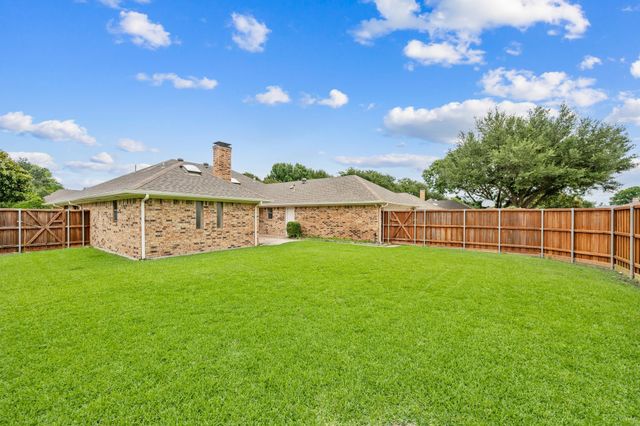 1802 Campbell Trail, Richardson, TX 75082