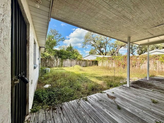 804 E 127TH AVENUE B, Tampa, FL 33612