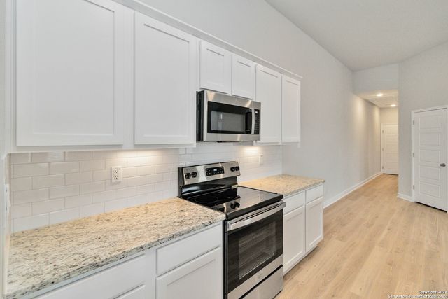 354-358 Nespral, San Antonio, TX 78253