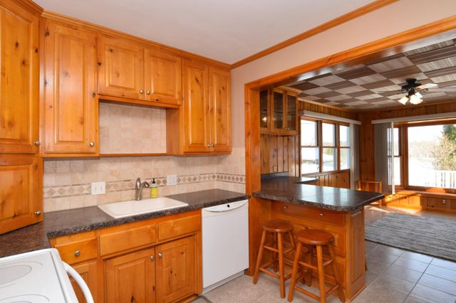 459 Woodruff Avenue, Roseville, MN 55113