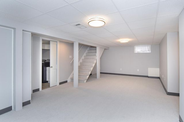 459 Woodruff Avenue, Roseville, MN 55113