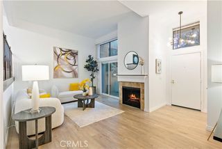 28156 Driver Avenue 5, Agoura Hills, CA 91301