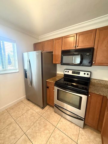 199 E Mcnab Road Unit 104, Pompano Beach, FL 33060