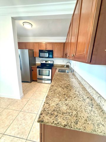 199 E Mcnab Road Unit 104, Pompano Beach, FL 33060