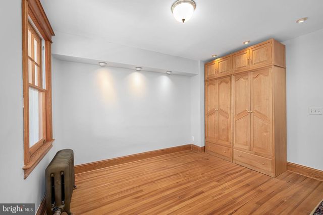 1748 KENYON STREET, Washington, DC 20010