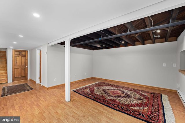 1748 KENYON STREET, Washington, DC 20010
