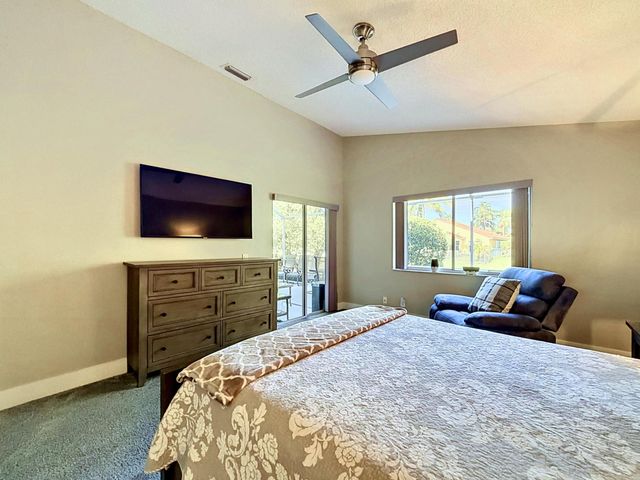 333 NW 45th Terrace, Deerfield Beach, FL 33442
