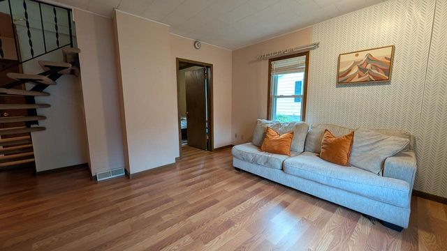 408 8th Street, Baraboo, WI 53913