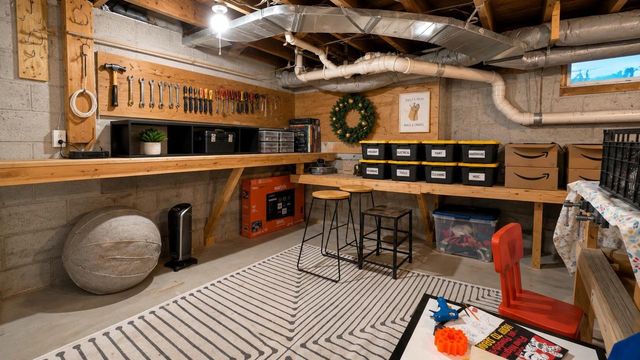 408 8th Street, Baraboo, WI 53913