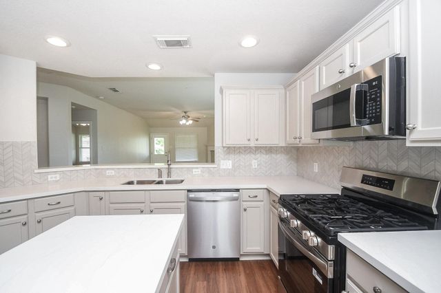 6035 Indian Creek, Missouri City, TX 77459