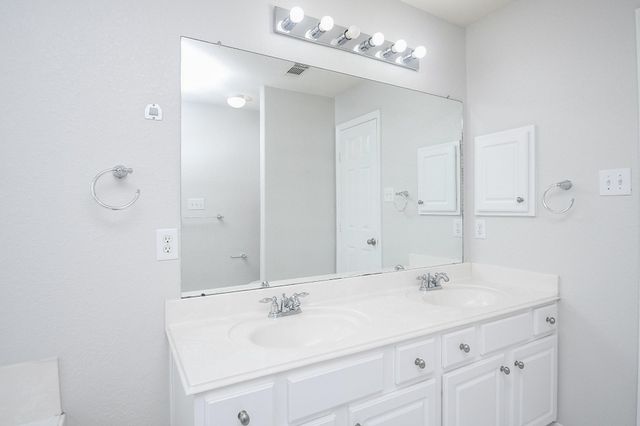 6035 Indian Creek, Missouri City, TX 77459