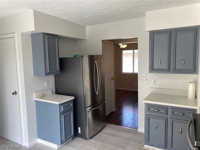 14144 Lisa Drive, Maple Heights, OH 44137