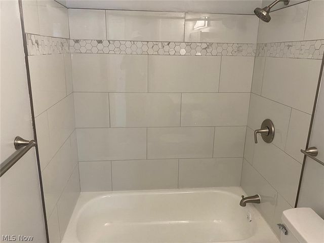 14144 Lisa Drive, Maple Heights, OH 44137