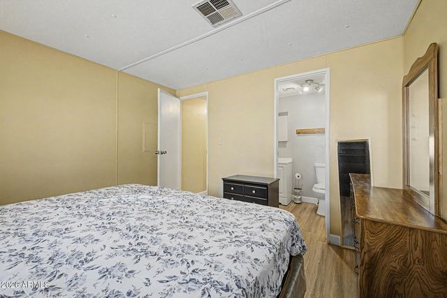 535 S ALMA SCHOOL Road 40, Mesa, AZ 85210