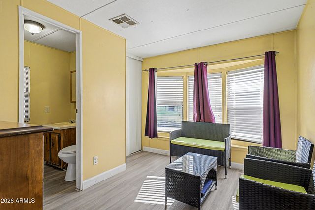 535 S ALMA SCHOOL Road 40, Mesa, AZ 85210