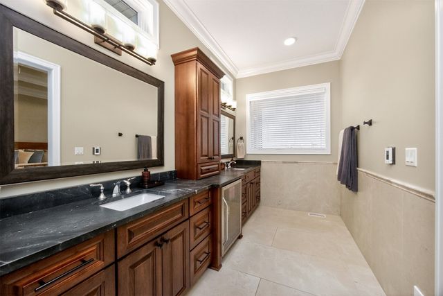 4816 147th Street, Urbandale, IA 50323