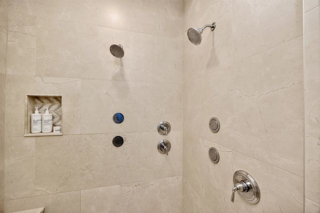 4816 147th Street, Urbandale, IA 50323