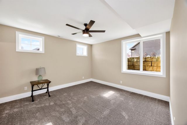 4816 147th Street, Urbandale, IA 50323