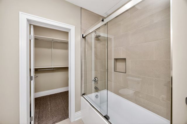 4816 147th Street, Urbandale, IA 50323