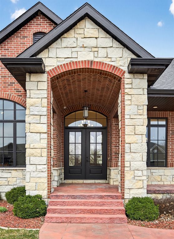 4816 147th Street, Urbandale, IA 50323