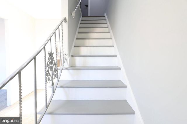 22 CLEMSON RD, Cherry Hill, NJ 08034