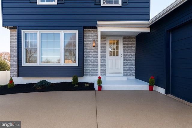 22 CLEMSON RD, Cherry Hill, NJ 08034