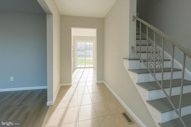 22 CLEMSON RD, Cherry Hill, NJ 08034