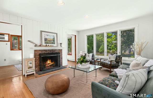 25 Olmstead Lane, Ridgefield, CT 06877