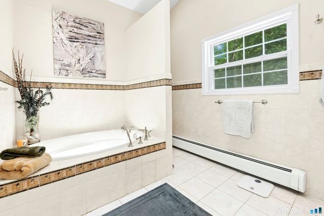 25 Olmstead Lane, Ridgefield, CT 06877