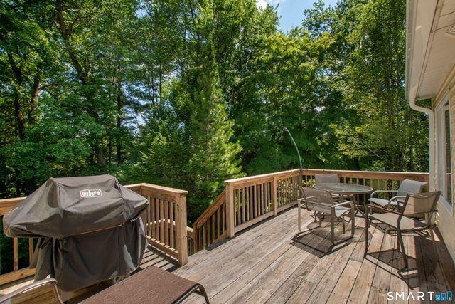 25 Olmstead Lane, Ridgefield, CT 06877