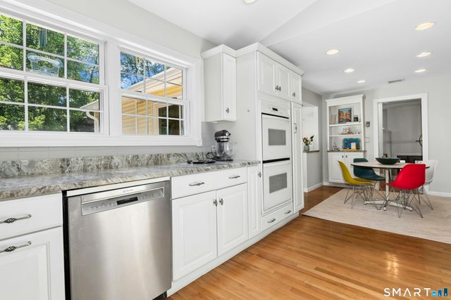 25 Olmstead Lane, Ridgefield, CT 06877