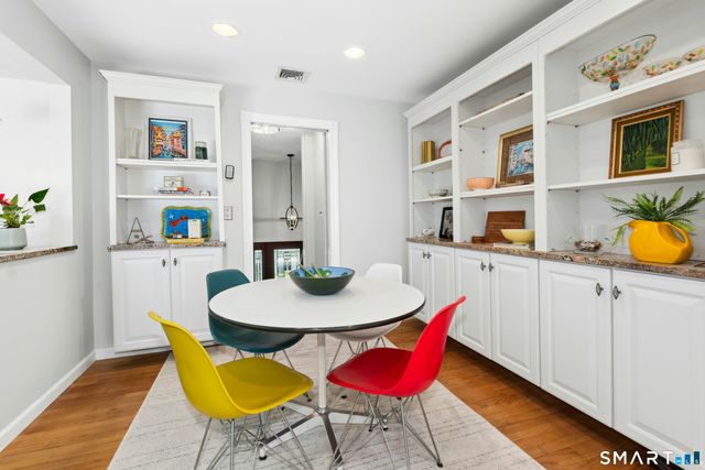 25 Olmstead Lane, Ridgefield, CT 06877