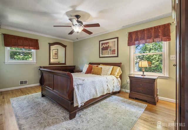 23 Gladstone Drive, East Brunswick, NJ 08816