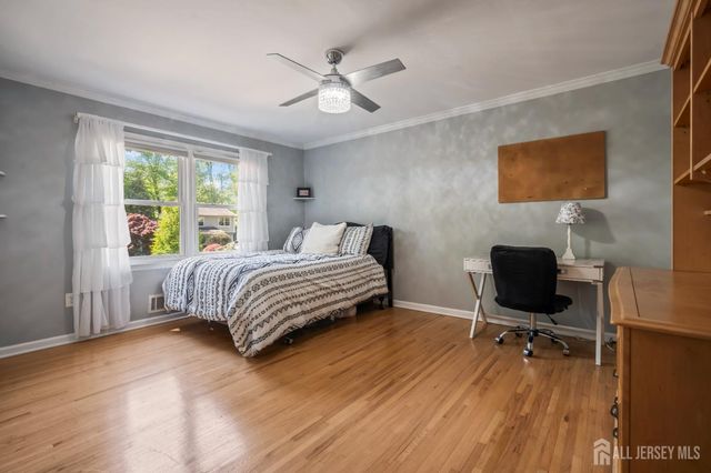 23 Gladstone Drive, East Brunswick, NJ 08816