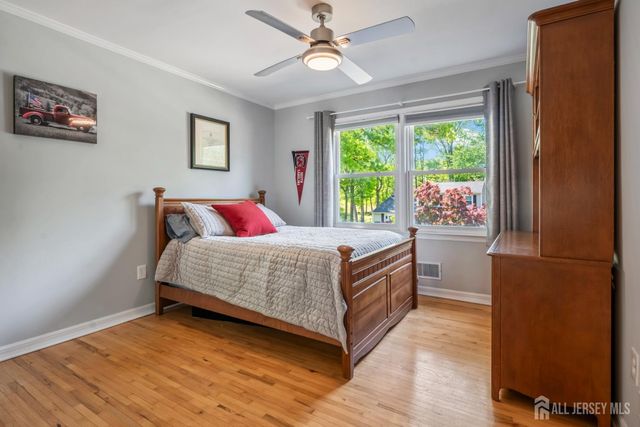 23 Gladstone Drive, East Brunswick, NJ 08816