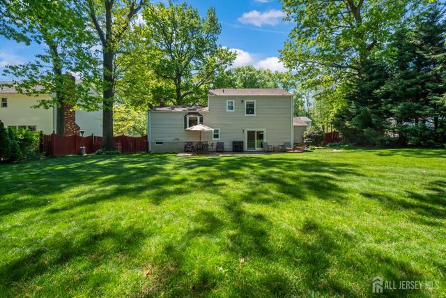 23 Gladstone Drive, East Brunswick, NJ 08816