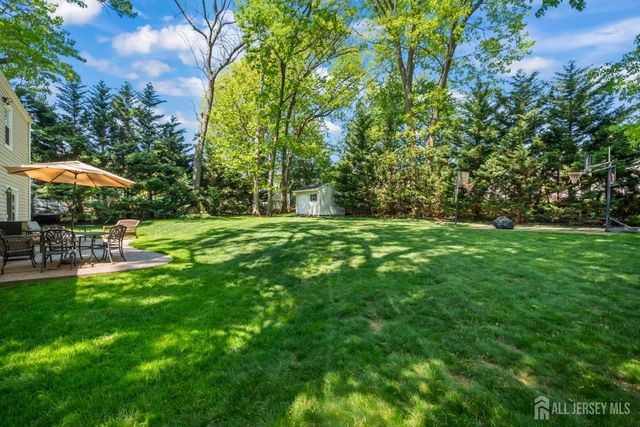 23 Gladstone Drive, East Brunswick, NJ 08816