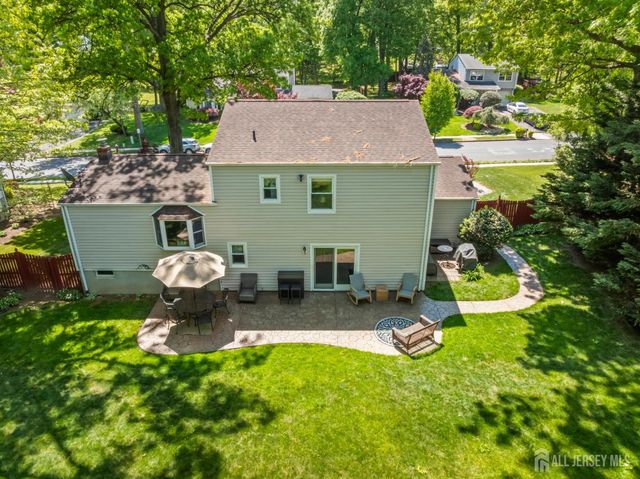 23 Gladstone Drive, East Brunswick, NJ 08816
