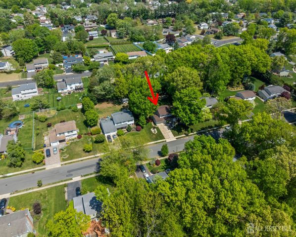 23 Gladstone Drive, East Brunswick, NJ 08816