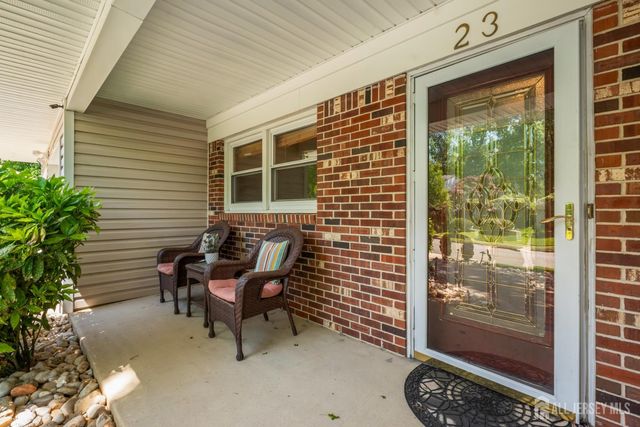 23 Gladstone Drive, East Brunswick, NJ 08816