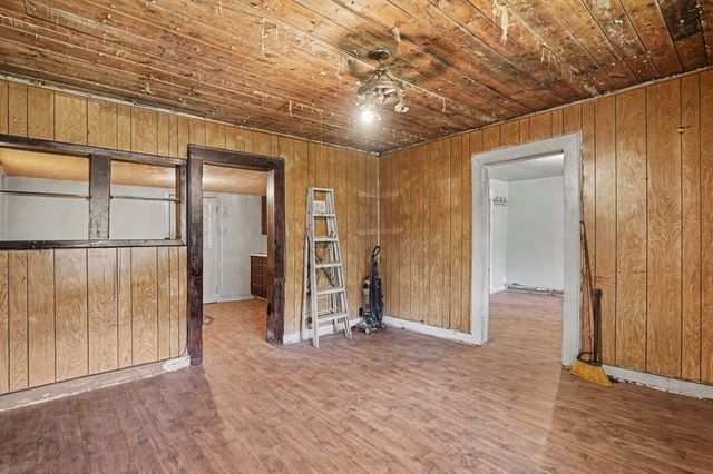 4212 Brady Drive, Fort Worth, TX 76119