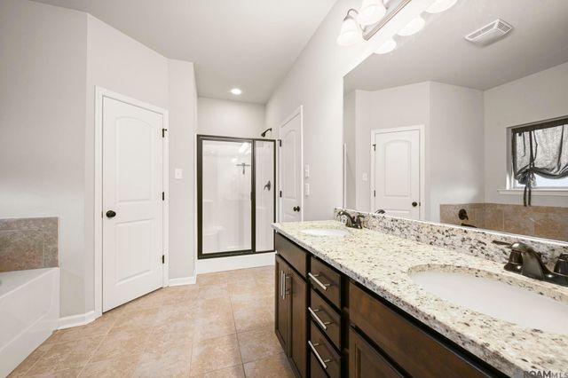 18334 Crows Nest Dr, Prairieville, LA 70769