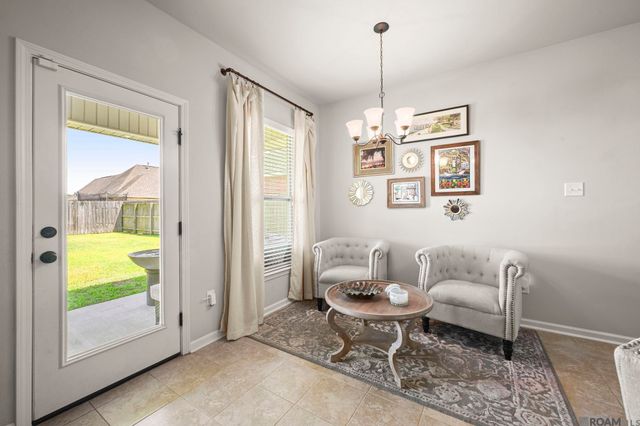 18334 Crows Nest Dr, Prairieville, LA 70769