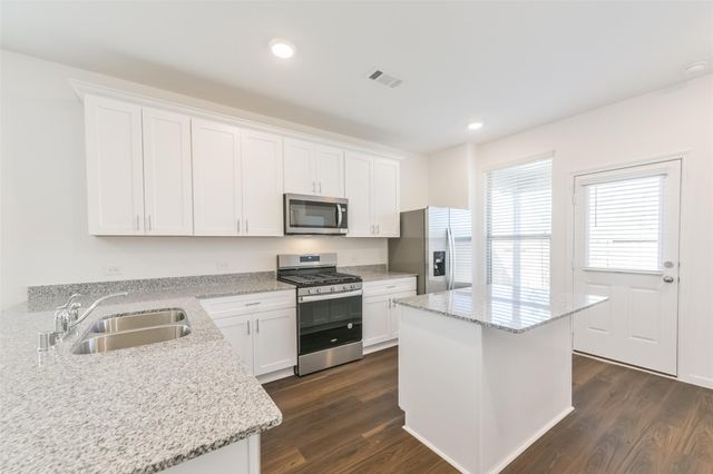 14483 Cedar Ledge Lane, Conroe, TX 77302