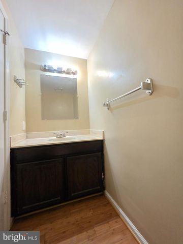 6505 CHINA GROVE CT, Alexandria, VA 22310